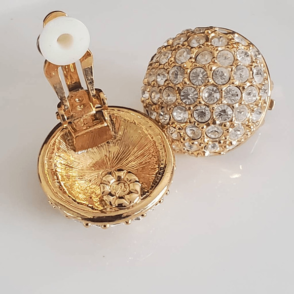 Swarovski Gold Tone Pave Crystal Domed‎ Button Clip Earrings - Picture 6 of 6